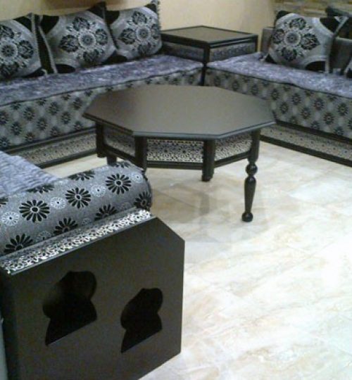 sofa arabe oscuro